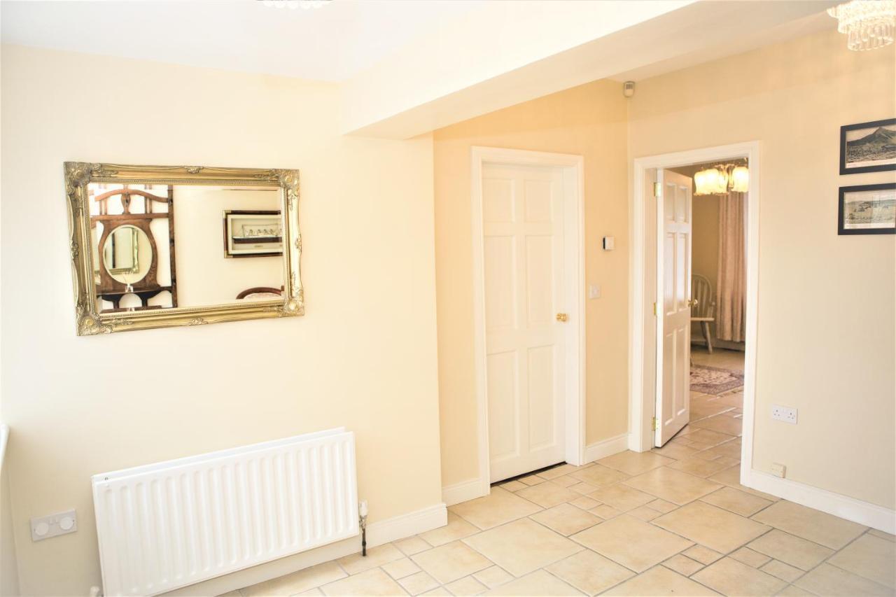 Knocknagore Cottage Gilford Exterior photo